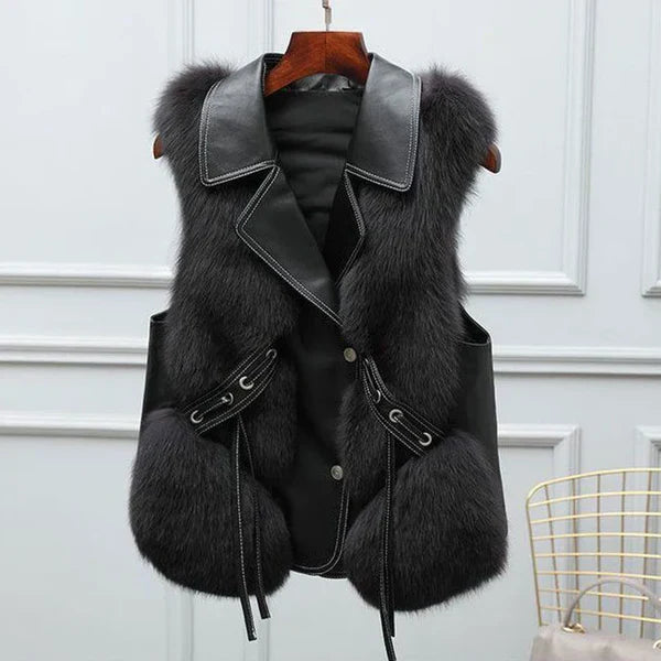 Clara Elegant Faux Fur Vest